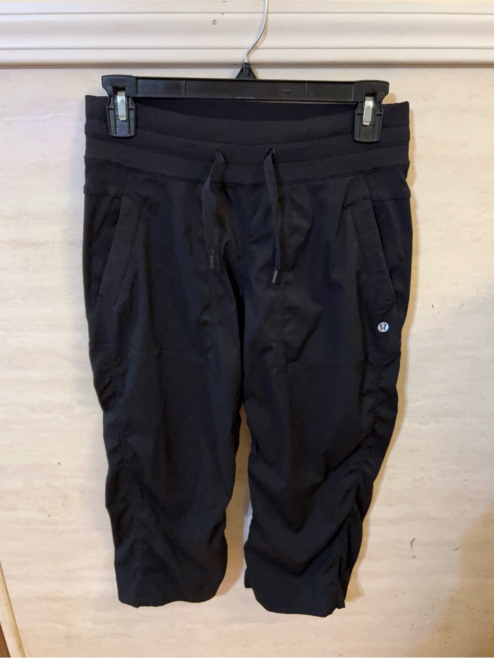 Lululemon Studio Crop
Black